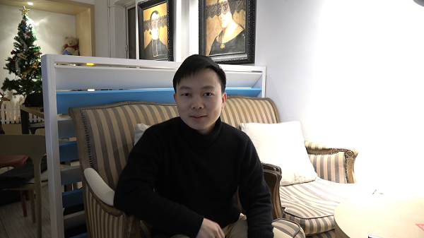 5c7799b08433a.png 照片3-录制祝福视频过程-beat365官方网站赴浙江省杭州市“寻根基——院友寻访”寒假社会实践团.png