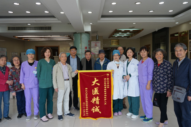 5bcec9307835f.jpg 5_副本.jpg